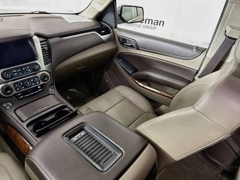 Used 2017 Chevrolet Tahoe Premier AWD/4WD image 25