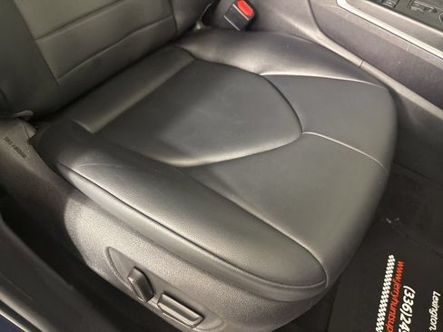 Used 2021 Toyota Highlander XLE FWD image 35