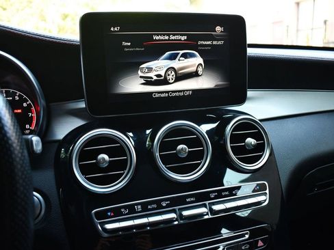 Used 2017 Mercedes-Benz GLC 43 AMG 4MATIC image 29