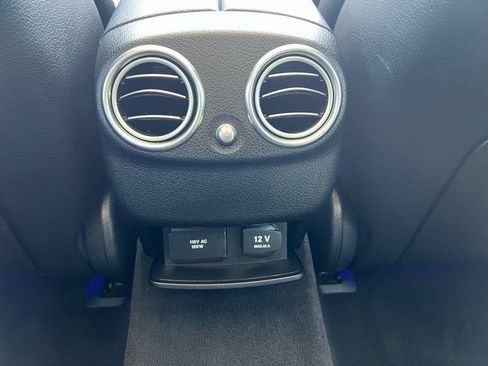 Used 2018 Mercedes-Benz E 300 4MATIC w/ Premium 2 Package (Q02) image 10