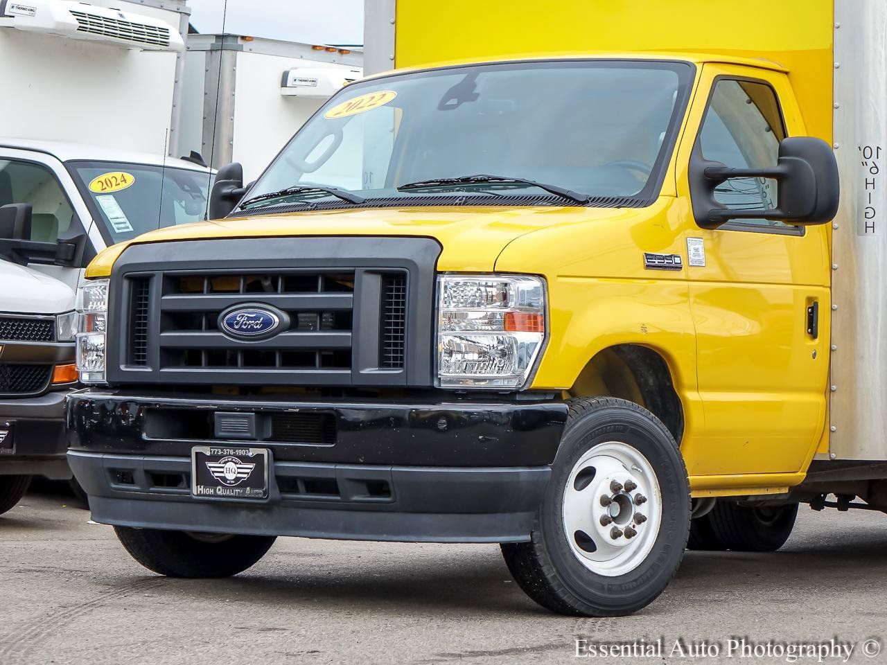 Used 2022 Ford E-350 and Econoline 350 Super Duty RWD image 3