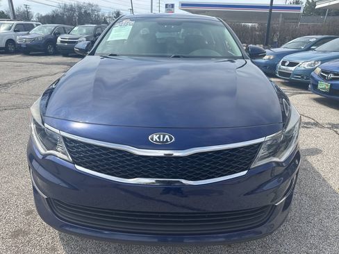 Used 2018 Kia Optima LX w/ 17" Alloy Wheels Package FWD image 19