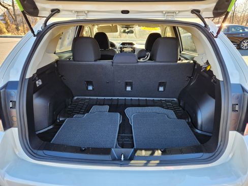 Certified 2023 Subaru Crosstrek 2.0i image 8