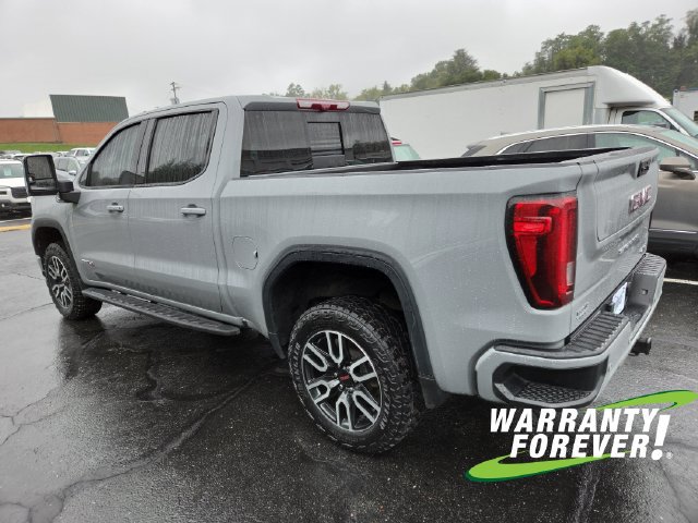 Used 2024 GMC Sierra 1500 AT4 w/ Technology Package AWD/4WD image 5