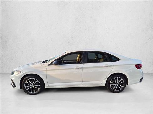 Used 2025 Volkswagen Jetta Sport FWD image 8