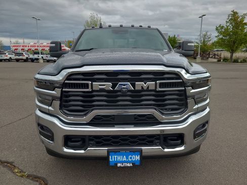 New 2026 RAM 3500 Tradesman AWD/4WD image 14