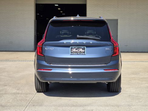 New 2026 Volvo XC90 B6 Plus w/ Protection Package Premier image 6