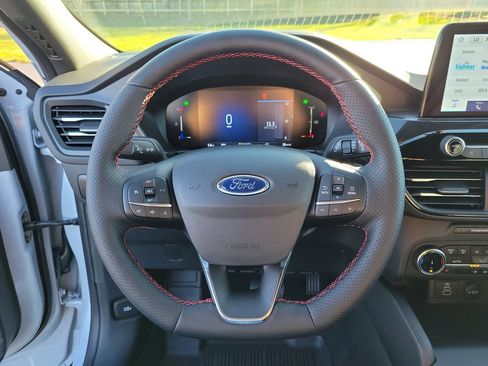 New 2026 Ford Escape ST-Line w/ Cold Weather Package image 22