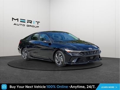 Used 2025 Hyundai Elantra Limited
