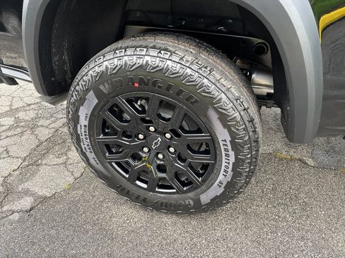 New 2026 Chevrolet Colorado Trail Boss AWD/4WD image 11