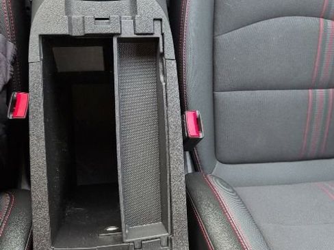 Used 2023 Chevrolet Equinox RS image 23