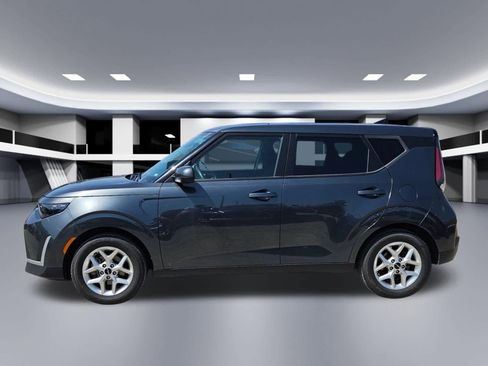 Certified 2024 Kia Soul LX w/ Option Group 015 FWD image 3