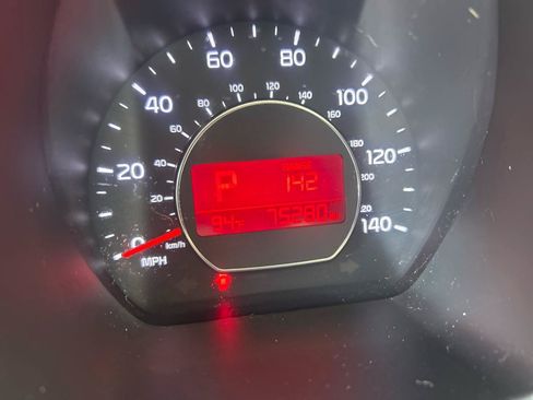 Used 2015 Kia Soul + FWD image 14