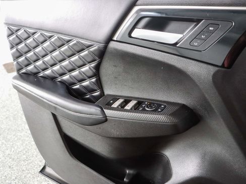 Used 2023 Mitsubishi Outlander SEL image 20