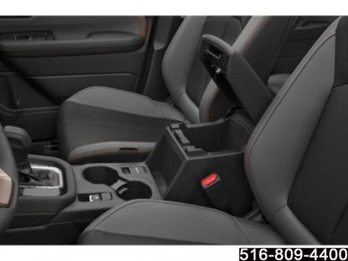 Used 2025 Subaru Forester Sport w/ Popular Package #2 AWD/4WD image 17