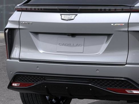 New 2026 Cadillac Lyriq V w/ LPO, Floor Liner Package AWD/4WD image 15