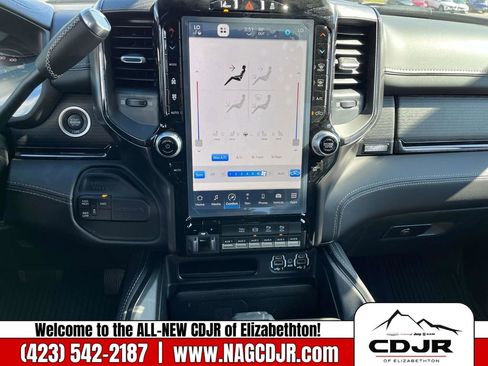 New 2024 RAM 3500 Limited image 17