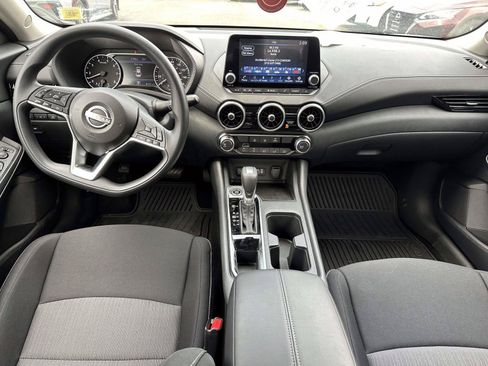 Certified 2025 Nissan Sentra SV FWD image 16