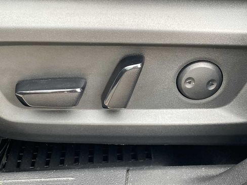 Used 2023 Nissan Rogue SL image 21