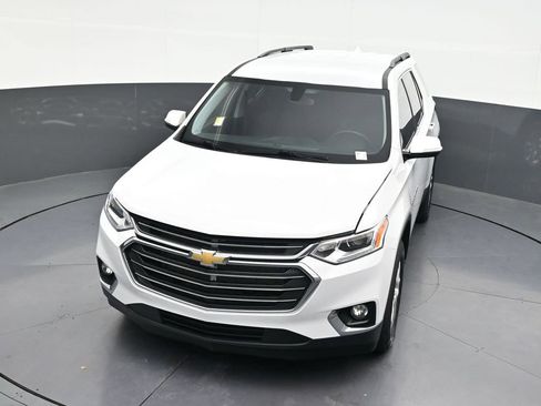 Used 2020 Chevrolet Traverse LT FWD image 21