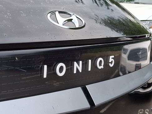 Used 2022 Hyundai Ioniq 5 SE w/ Cargo Package AWD/4WD image 29