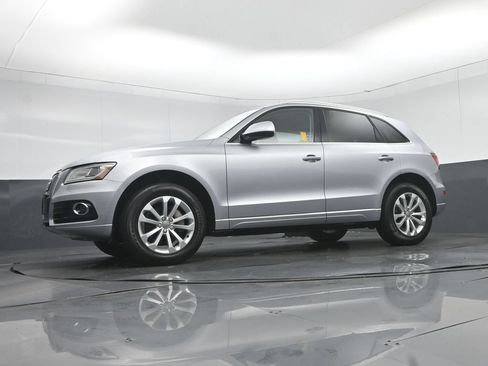 Used 2016 Audi Q5 2.0T Premium Plus w/ Technology Package AWD/4WD image 56