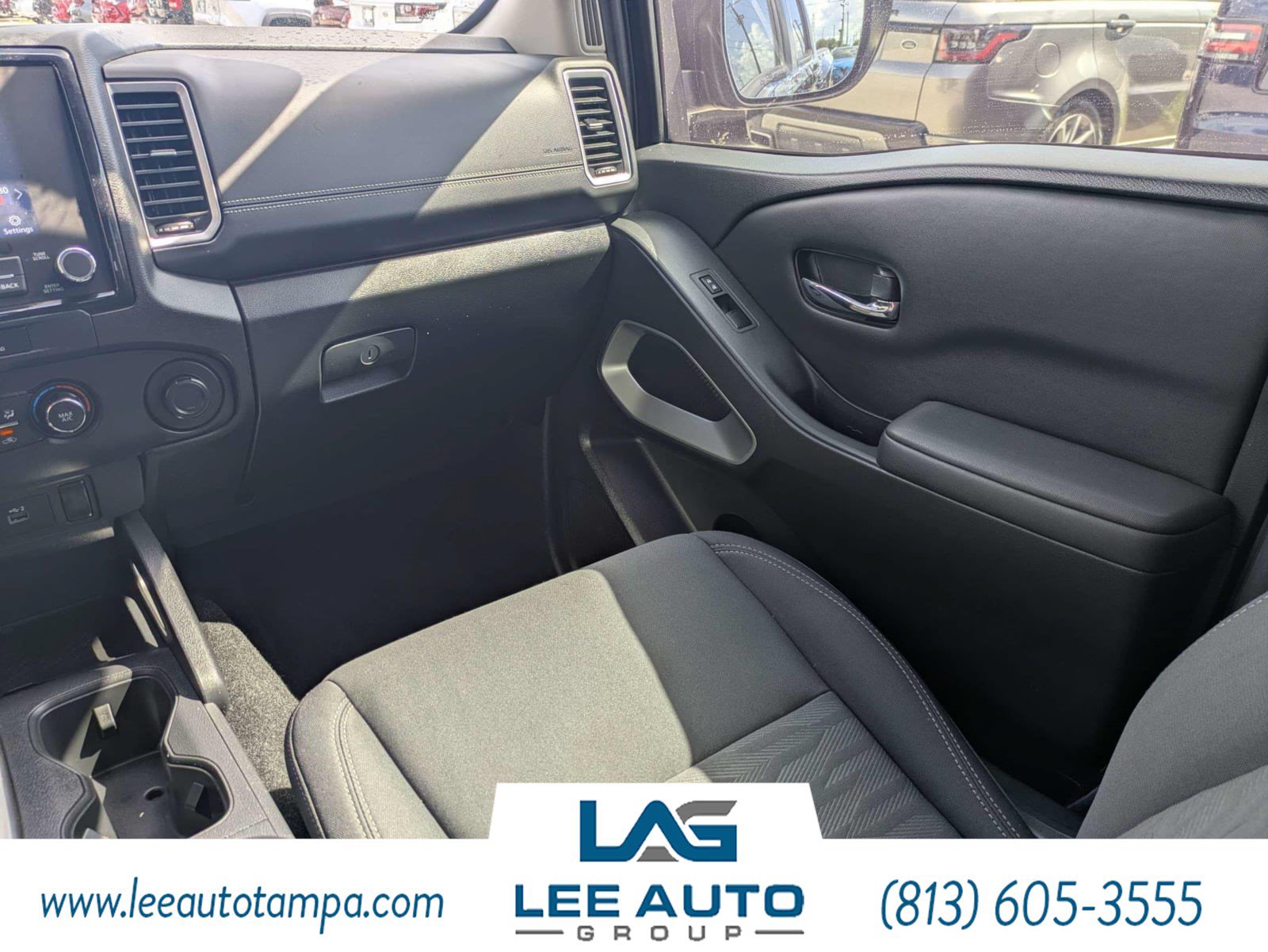 Used 2022 Nissan Frontier SV w/ Technology Package AWD/4WD image 15