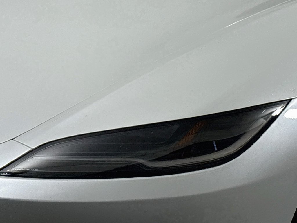 Used 2025 Tesla Model 3 Long Range RWD image 9