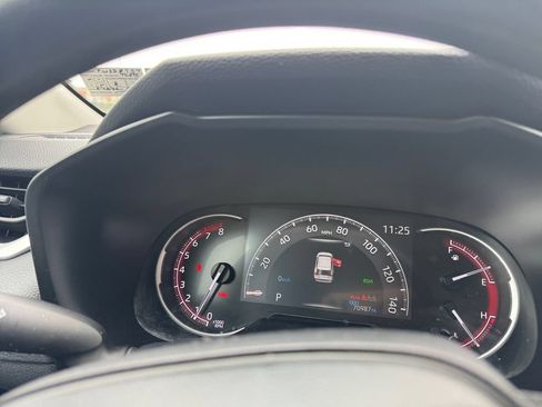 Used 2023 Toyota RAV4 LE FWD image 21