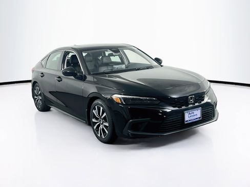 Used 2023 Honda Civic EX-L image 3