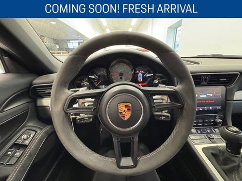 Used 2018 Porsche 911 GT3 image 12