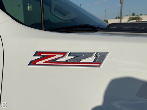 Certified 2022 Chevrolet Silverado 2500 LT w/ Convenience Package AWD/4WD image 7