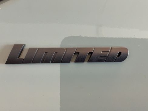 Used 2025 Toyota Tundra Limited w/ TRD Off-Road Package AWD/4WD image 38