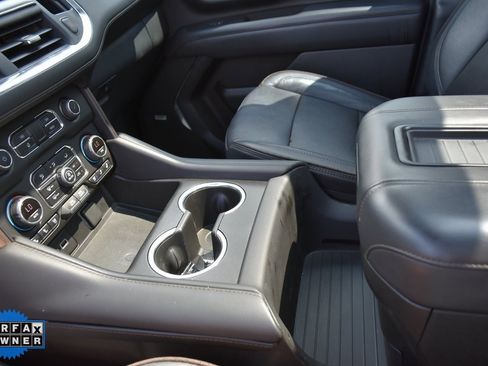 Used 2022 Chevrolet Tahoe High Country image 16