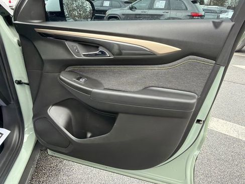 Certified 2024 Chevrolet TrailBlazer ACTIV w/ Driver Confidence Package image 14