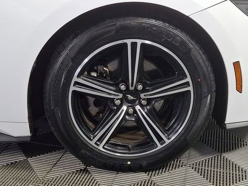 Used 2024 Ford Mustang Convertible RWD image 11