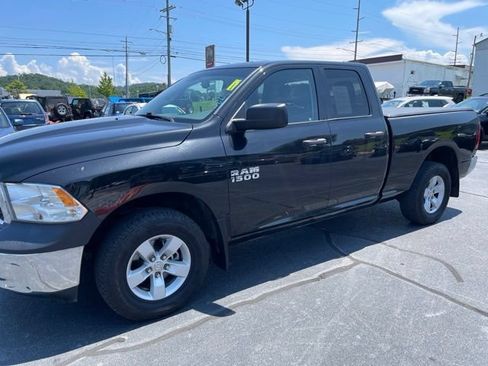 Used 2017 RAM 1500 Tradesman w/ Popular Equipment Group AWD/4WD image 4