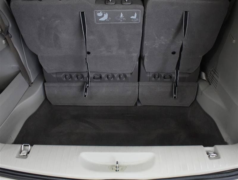 Used 2019 Chrysler Pacifica Touring Plus w/ Tire & Wheel Group FWD image 17