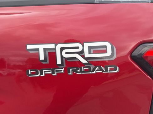 New 2025 Toyota Tacoma TRD Off-Road image 19