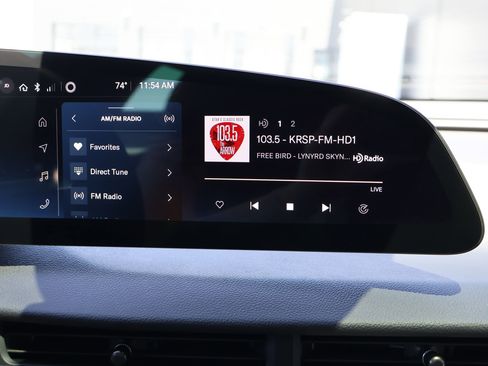Used 2024 Lucid Air Touring AWD/4WD image 16