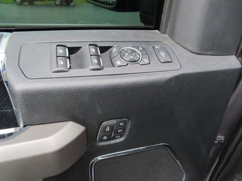 Used 2021 Ford F350 Platinum AWD/4WD image 23