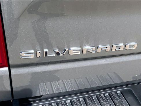 Used 2023 Chevrolet Silverado 1500 RST w/ Z71 Off-Road Package AWD/4WD image 30