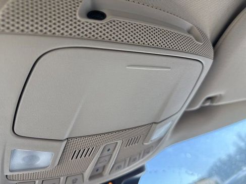 Used 2024 Ford Expedition Platinum AWD/4WD image 24