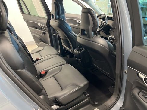 Used 2020 Volvo XC90 T5 Momentum image 22