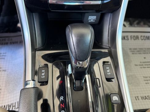 Used 2017 Honda Accord EX-L image 19
