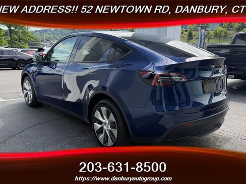 Used 2022 Tesla Model Y Long Range AWD/4WD image 3