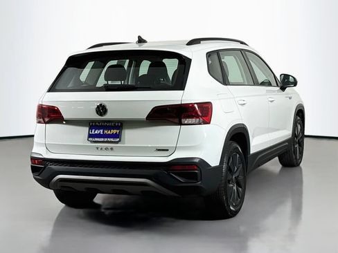 Certified 2022 Volkswagen Taos S AWD/4WD image 7