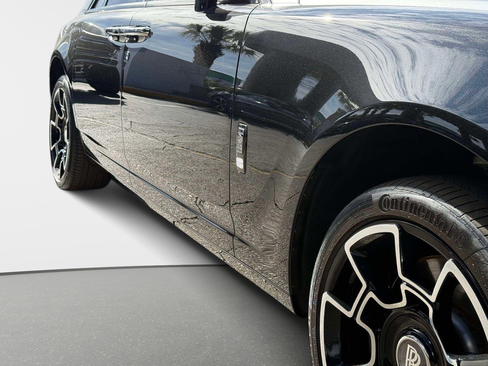 Used 2020 Rolls-Royce Ghost RWD image 20
