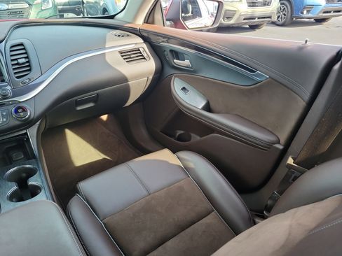 Used 2014 Chevrolet Impala LT w/ Premium Seating Package image 16