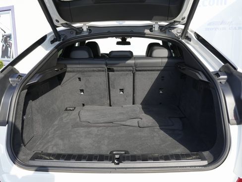 Used 2022 BMW X6 xDrive40i w/ M Sport Package image 15